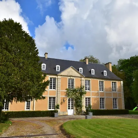 別荘 Riverside Retreat In Lantheuil