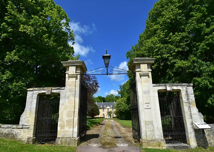 Riverside Retreat In * Lantheuil