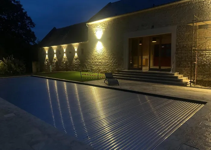 Riverside Retreat In * Lantheuil