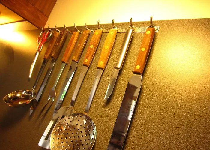 Riverside Retreat In Lantheuil